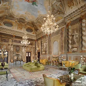 Grand Continental - Starhotels Collezione Siena