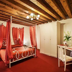 https://maison-san-marco.hotelinveneto.com