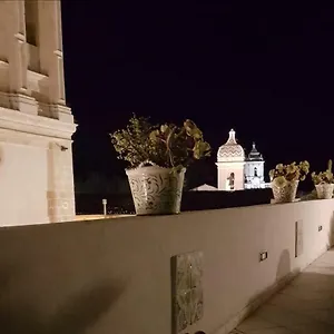 https://loft-famiglia-arezzo.sicilyhotelsitaly.net